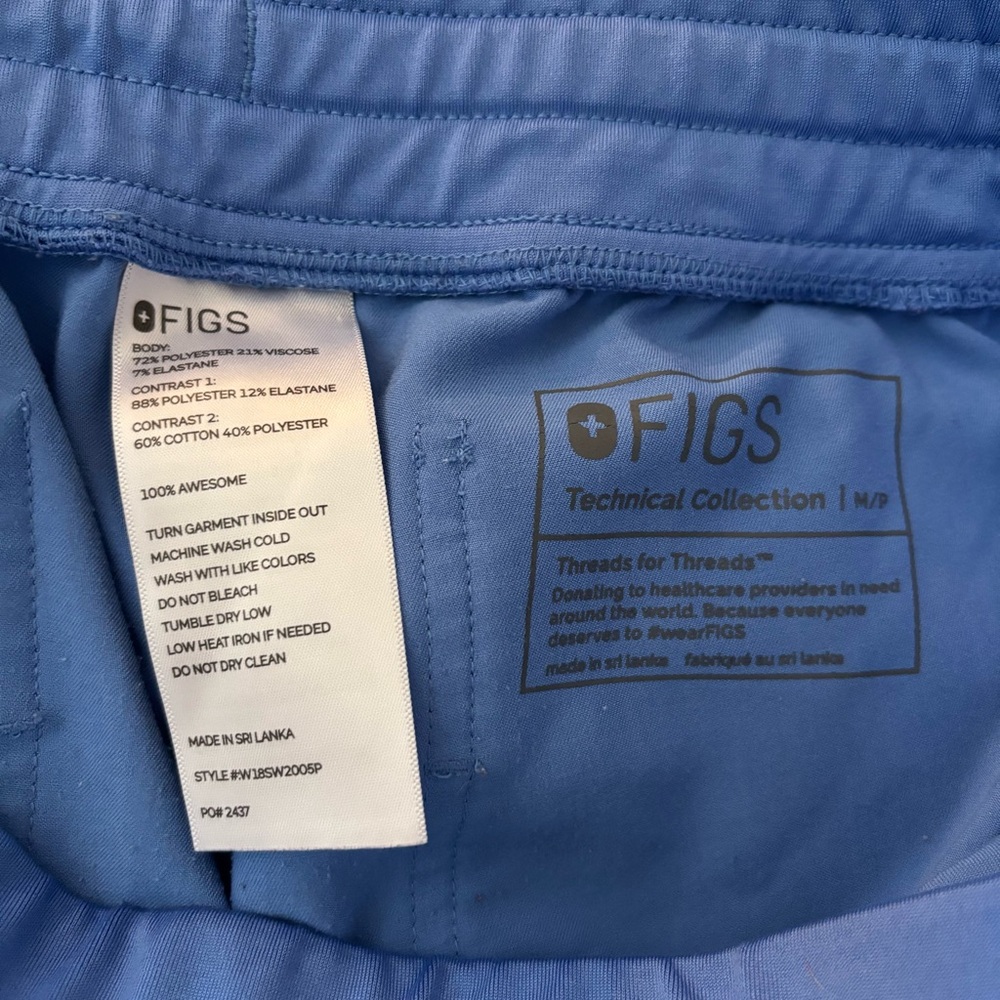 FIGS Ceil Blue Scrub Set M Rafaella Top High Waisted Zamora Joggers M/P Short - Picture 8 of 8